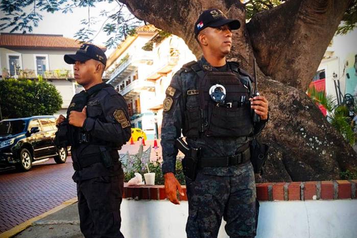 Miembros del Servicio de Protección Institucional (SPI).