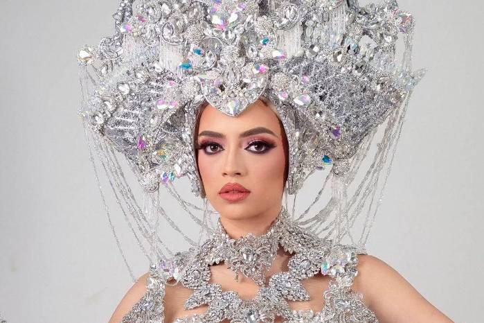 Almendra Sofía Crovari Correa, reina de Calle Arriba de Las Tablas 2025.