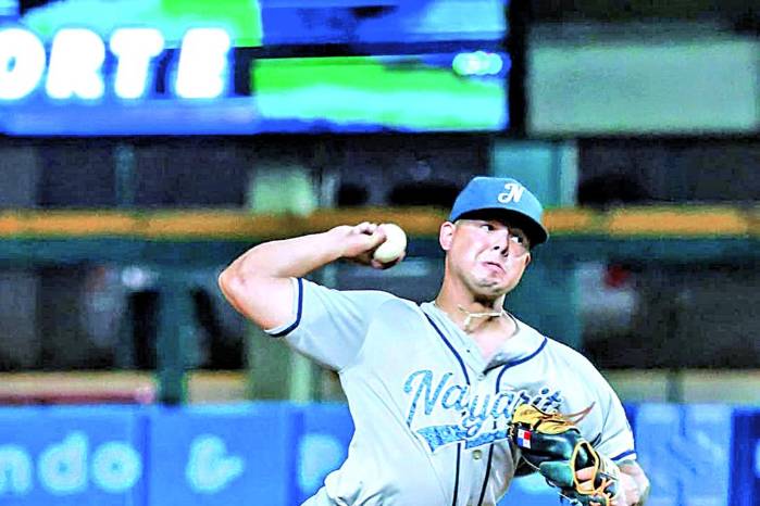 También en la Liga Mexicana del Pacífico, hay presencia panameña, como el lanzador Sadrac Franco.