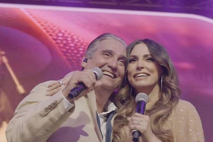 El cantante junto a Ingrid de Ycaza.