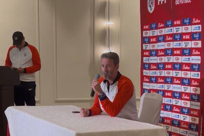 Thomas Christiansen habló sobre la baja de Edgardo Fariña, que ha conmocionado a toda la prensa.