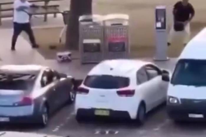 La acción de Ahmed El Ahmed quedo grabada en un video realizado por una residente de la playa.