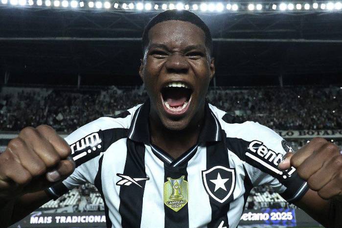 El futbolista panameño del Botafogo, Kadir Barría.