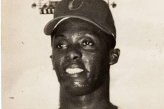 Tras su salida de MLB, continuó activo en ligas menores hasta la temporada de 1961, acumulando buenas actuaciones.