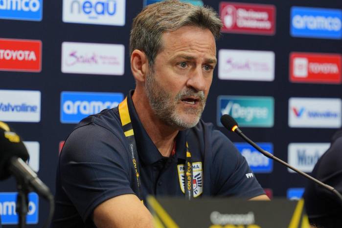 El entrenador de la selección de Panamá, Thomas Christiansen durante una conferencia de prensa.