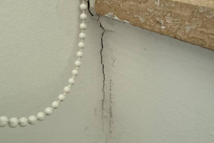 Una fotografía compartida a ‘La Estrella de Panamá’ muestra alguno de los daños estructurales que algunos residentes de la localidad apreciaron tras el sismo.