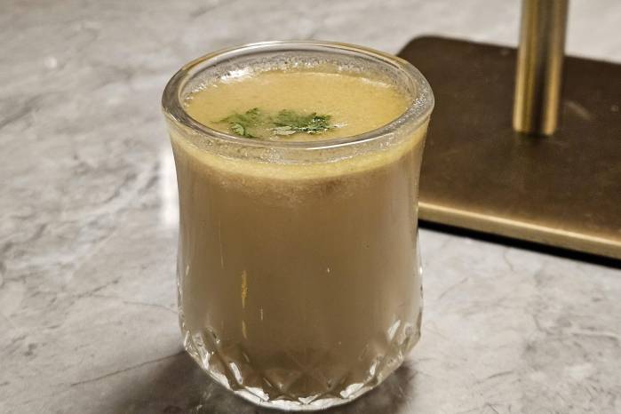 Imagen consomé de cordero.