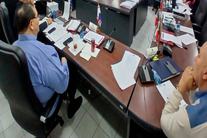 La sustentación ocurre en medio de cuestionamientos por austeridad y manejo del gasto en el Legislativo.