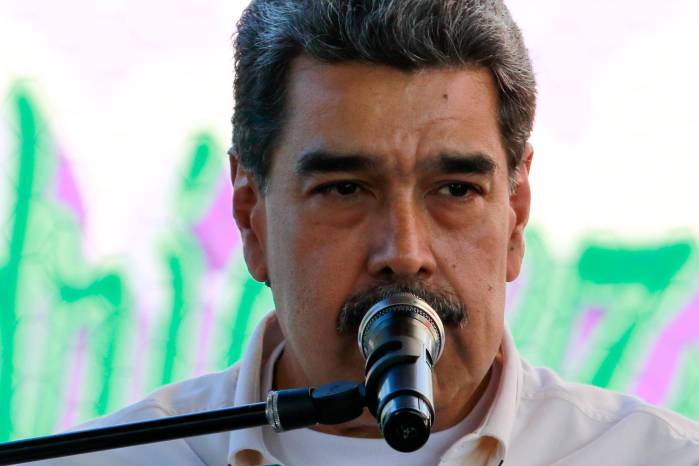 Nicolás Maduro confirma que conversó por teléfono con Donald Trump “hace unos diez días”