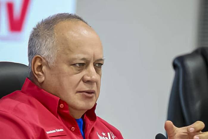 El secretario general del Partido Socialista Unido de Venezuela (PSUV), Diosdado Cabello, hablando en una rueda de prensa, en Caracas (Venezuela).