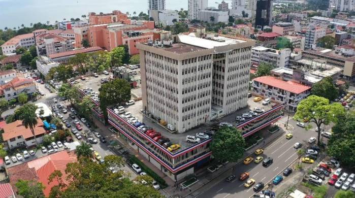 De acuerdo con la Tesorería Municipal, este descuento se aplica sobre el monto total de la anualidad de impuestos municipales .