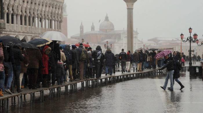 El modelo turístico de Venecia entró en controversia por el problema de la masificación turística.