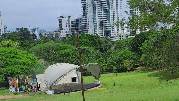 El Parque Recreativo Omar es uno de los espacios verdes más importantes de la ciudad.