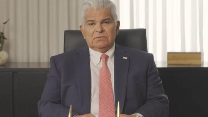 Mulino responde: ‘Cada metro cuadrado del Canal es de Panamá y lo seguirá siendo’.