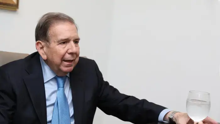 ‘Afortunadamente, mi estado de salud es estable y estoy recibiendo atención médica adecuada en un hospital público español’, dijo González Urrutia.