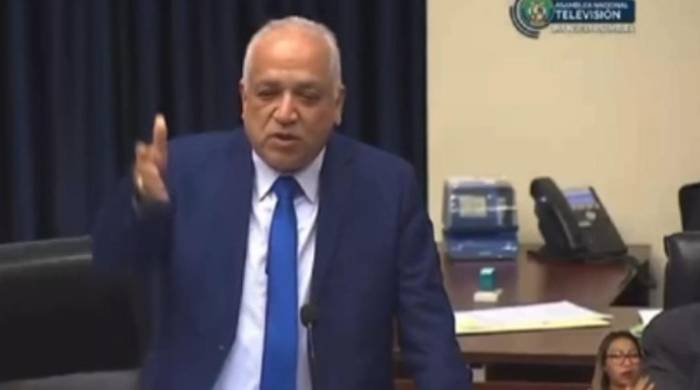 Camacho intervino en el periodo de cuestión de orden y no en el de incidencias.