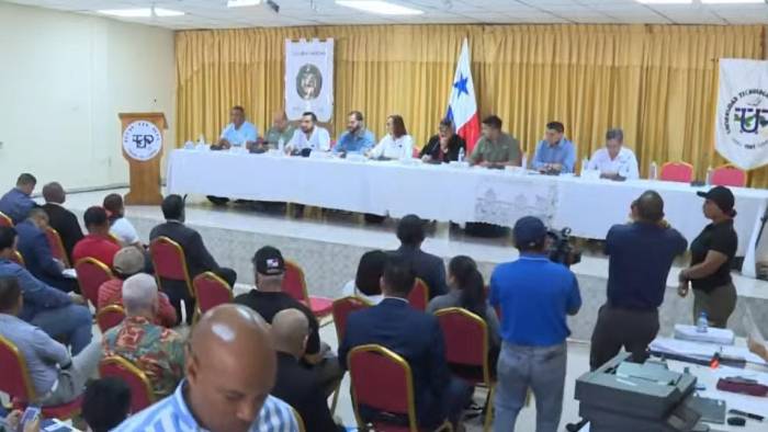 Primera consulta ciudadana en el interior del país sobre las reformas a la CSS