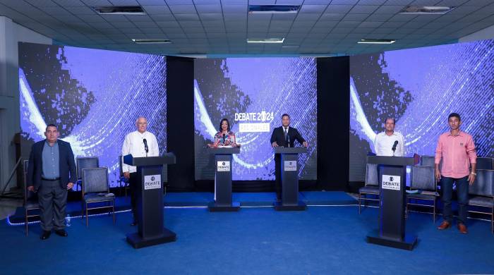 Debate regional de candidatos a alcalde del distrito de Las Tablas, en la provincia de Los Santos.