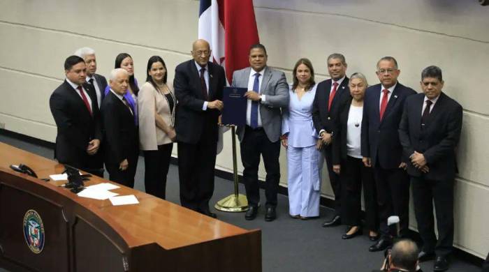 El proyecto de ley fue aprobada en tercer debate por 44 votos a favor, 16 en contra y dos abstenciones.