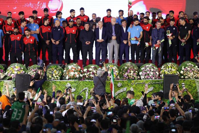 Aficionados despiden a la selección de Irán antes de ir al Mundial 2026.