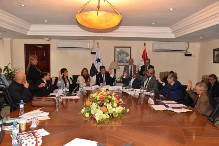 Comisión de Credenciales.