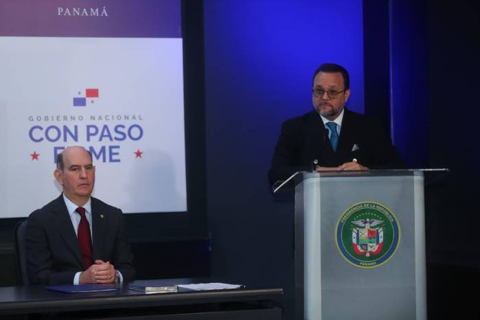 El ministro de Comercio e Industrias, Julio Moltó, explicó que la propuesta plantea que el propio sitio financie su cierre