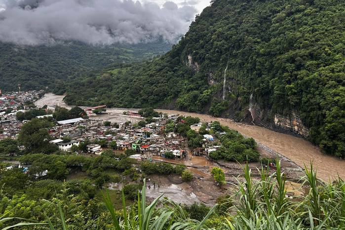 Fotografía que muestra zonas afectadas por las fuertes lluvias en Huehuetla.