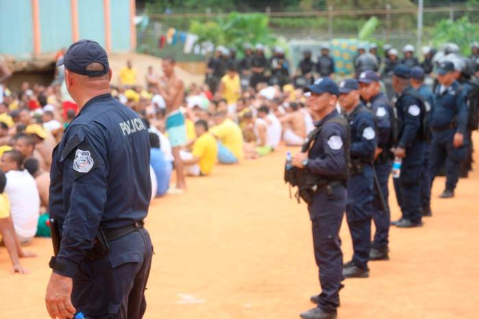 La Joyita permanece bajo escrutinio mientras fiscales y organismos de seguridad reconstruyen la secuencia de hechos que precedió a la fuga.