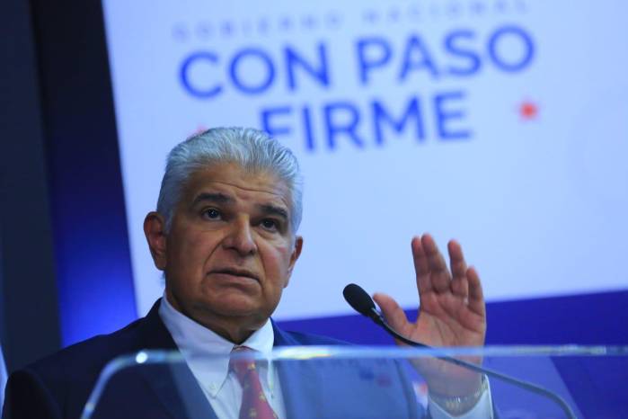 Mulino anuncia pago de intereses del décimo tercer mes retenido entre 1972 y 1983