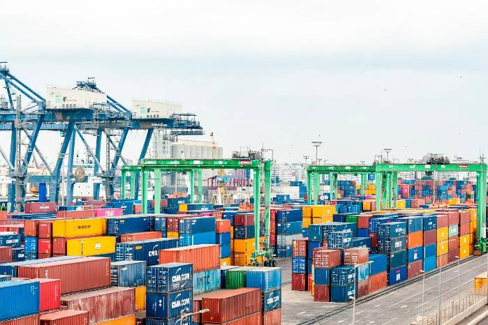 OMC: Volumen del comercio mundial se recupera, pero las perspectivas son ‘inciertas’
