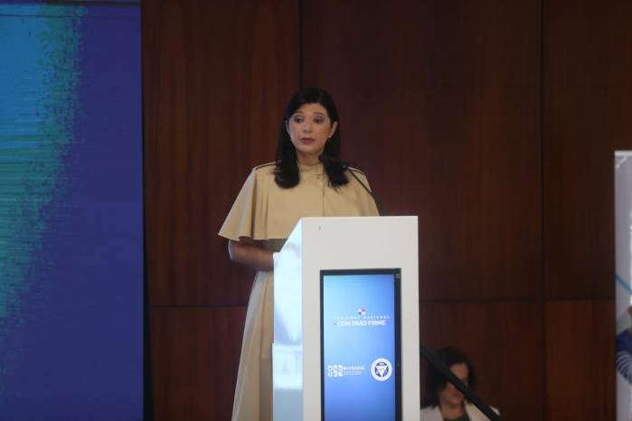 Empresas y Gobierno impulsan el programa de pasantías remuneradas.