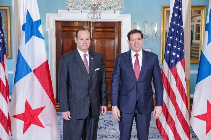 Marco Rubio y Javier Martínez-Acha durante su encuentro en el Departamento de Estado.