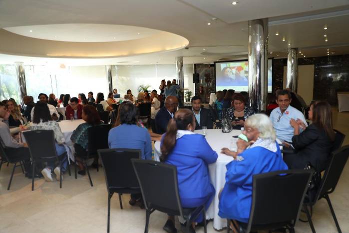 El acto tuvo lugar en el salón Portobelo del Hotel El Panamá.