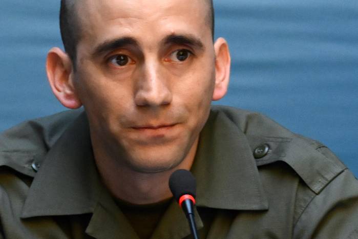 Durante su testimonio aseguró que muchos extranjeros encarcelados eran tratados como ´simples fichas de cambio´.