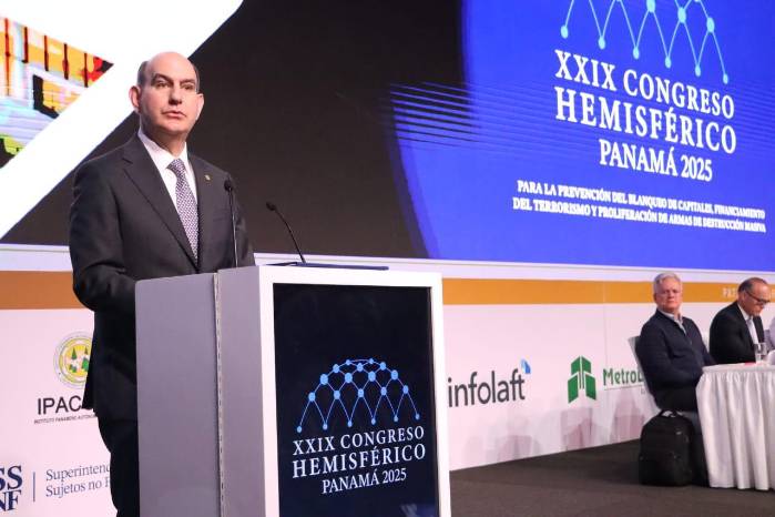El ministro Felipe Chapman durante su participación en el XXIX Congreso Hemisférico, destacó el firme compromiso de Panamá en la lucha contra el blanqueo de capitales y el financiamiento del terrorismo.