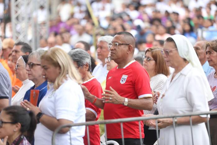 En su mensaje ante miles de fieles, el arzobispo de Panamá alertó que la violencia nunca será solución y que solo el respeto mutuo puede sanar la fractura social.