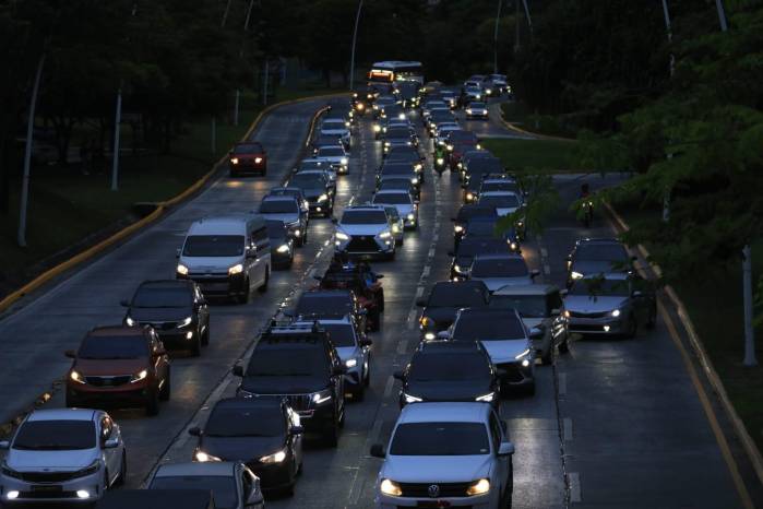 El tranque de las tardes en la Cinta Costera.