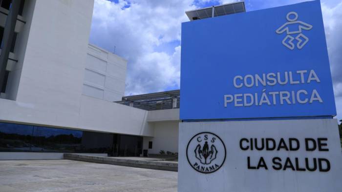 La niña se mantiene hospitalizada en Ciudad de la Salud.