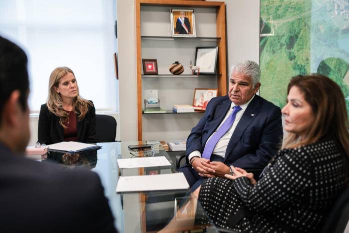 El WEF reconoció los esfuerzos de Mulino por consolidar a Panamá como hub de inversión.