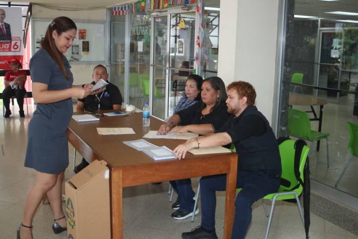 Las votaciones transcurrieron en un ambiente de normalidad.