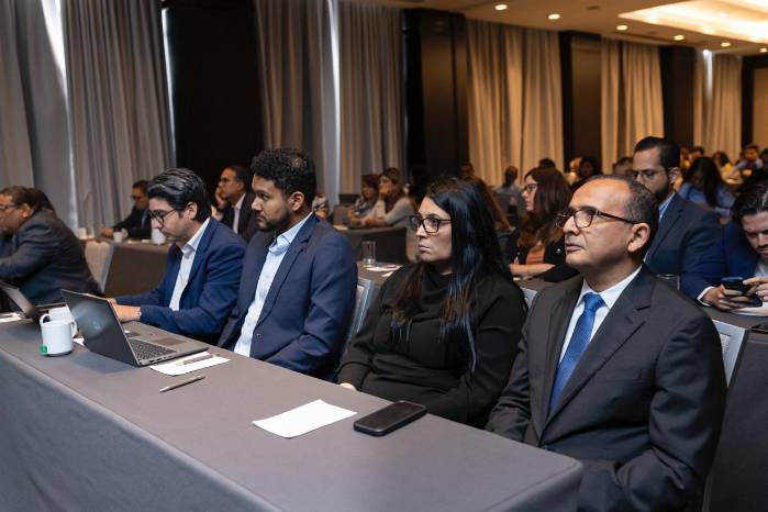 El secretario de Energía, Rodrigo Rodríguez, durante la presentación de las 71 ofertas de licitación.
