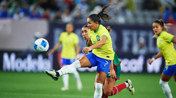 La jugadora brasileña Debinha.