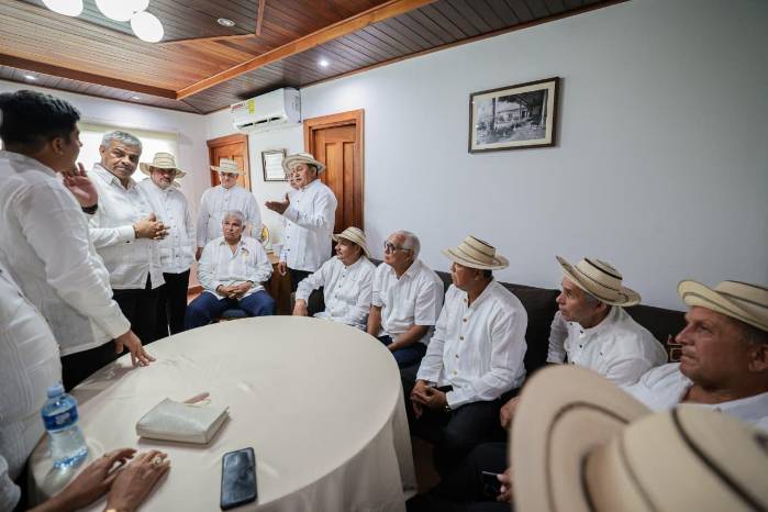 Los reclamos de las autoridades locales que dejaron las fiestas patrias