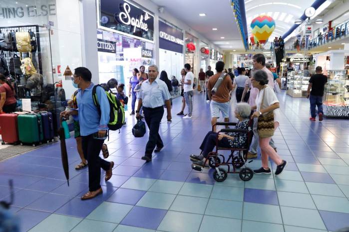 El movimiento comercial se divide entre los compradores nacionales e internacionales.