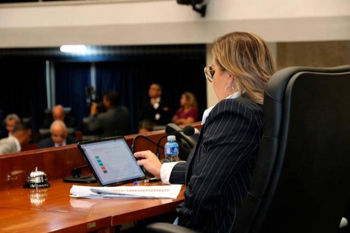 El proyecto 594 incorpora cambios a las reglas que regulan el funcionamiento de la Asamblea Nacional.
