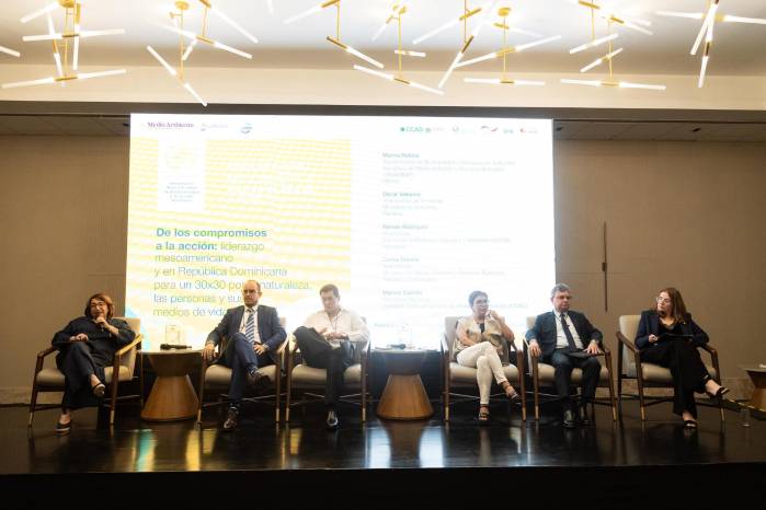 Rivera dijo que ‘los indicadores son los que nos van a dar el rubro para poder tenerlo en el presupuesto anual de gobierno’.