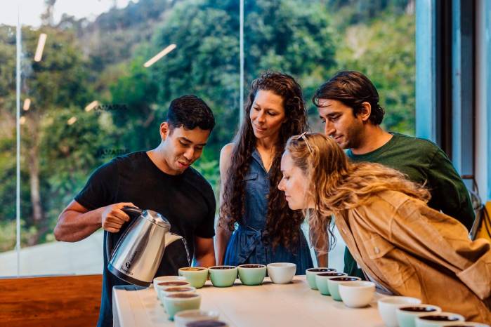 La degustación de café es una de las experiencias gastrónomicas más buscada por los turistas y nacionales.