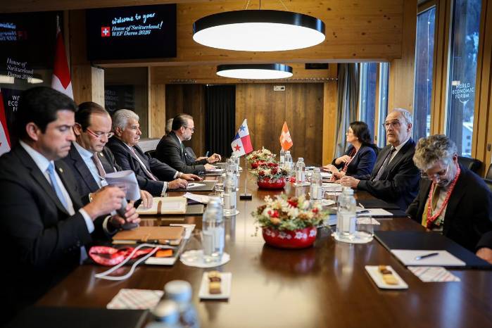 Reunión con el presidente de Suiza, Guy Parmelin.