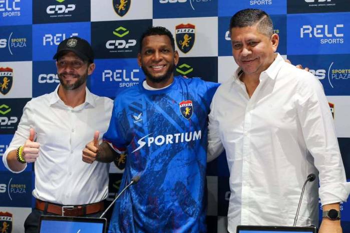 Alberto Negrito Quintero se mantiene con el Plaza Amador