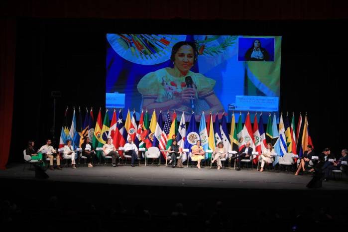 El evento se lleva a cabo en el Centro de Convenciones Atlapa.